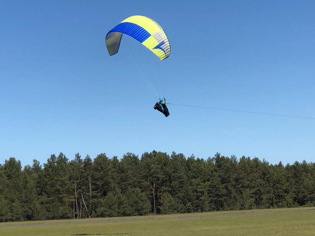Skrawek Nieba Borsk Villa Buitenkant foto