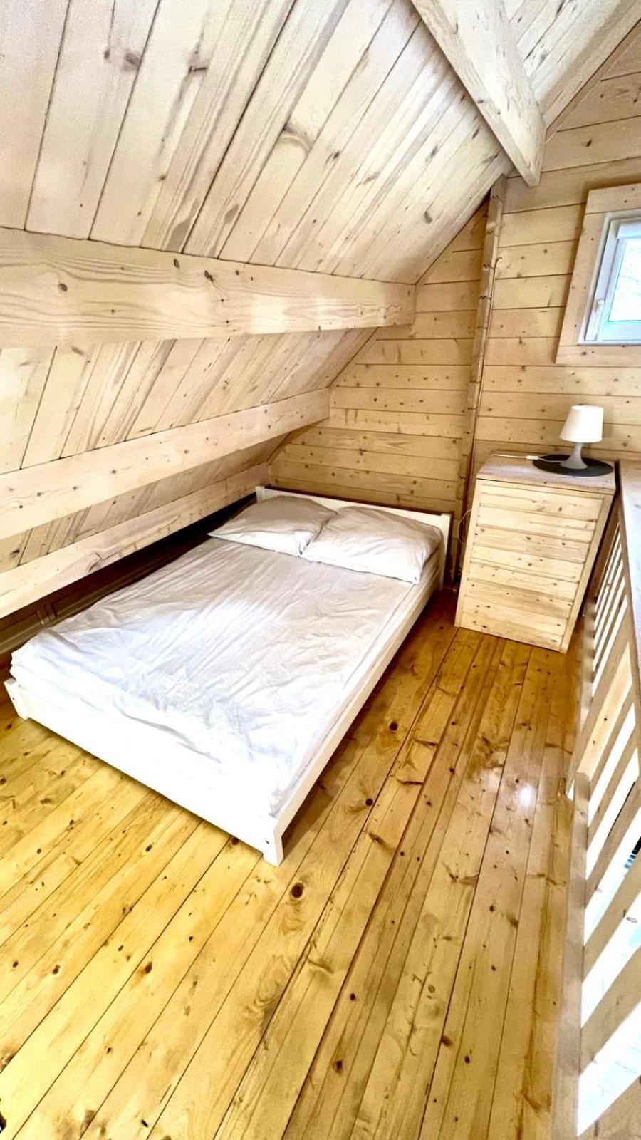 Skrawek Nieba Borsk Villa Buitenkant foto