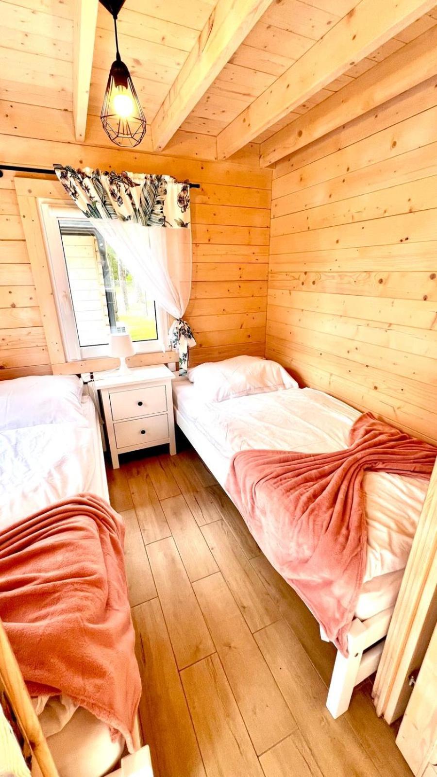 Skrawek Nieba Borsk Villa Buitenkant foto